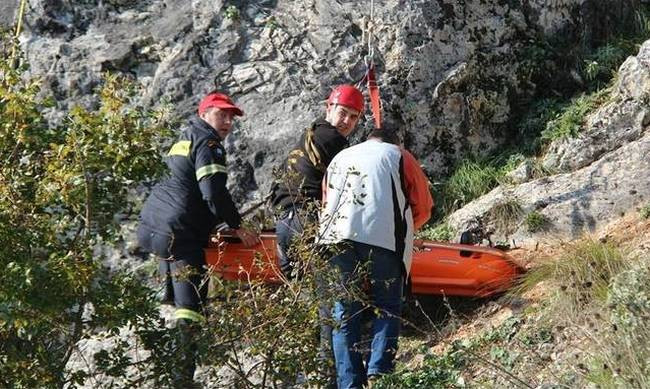 Συγκλονιστικό βίντεο: Δραματικές προσπάθειες της ΕΜΑΚ για τον εντοπισμό αγνοούμενου